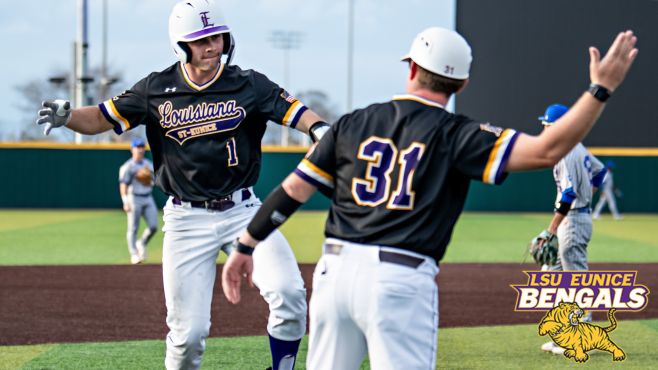 Mouton smashes a pair of homers in Galveston win